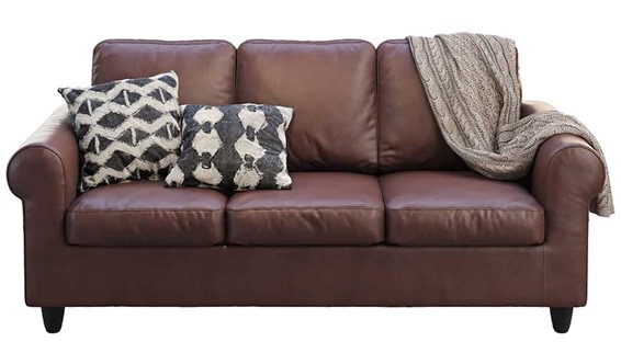 Which Throw Pillow Works Best With A, Decorative Pillows For Brown Leather Sofa