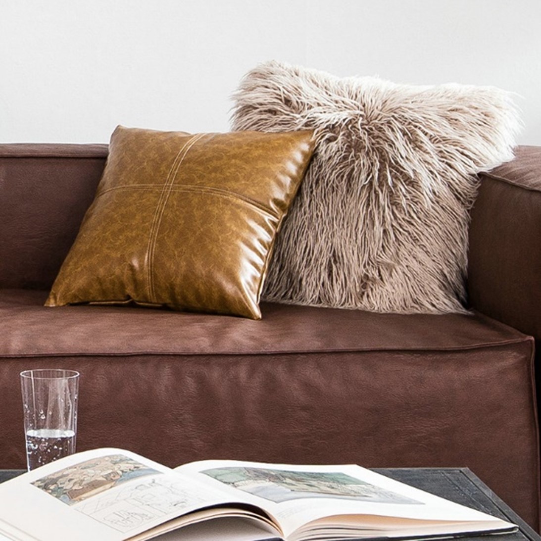 Oversized Pillows Are the Talking Trends