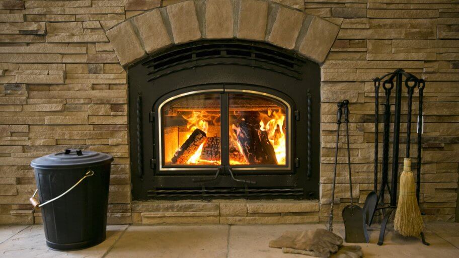 The Pros and Cons of Different Types of Fireplaces