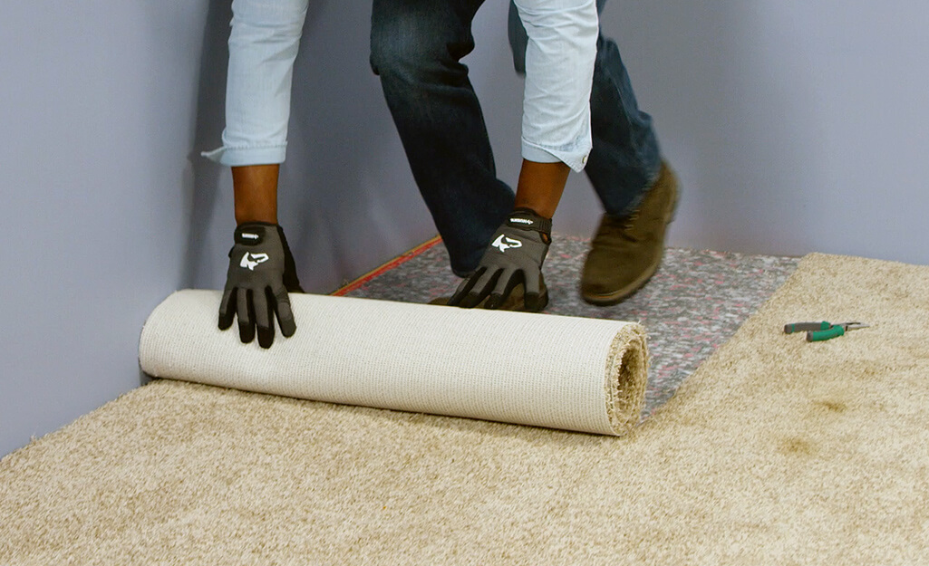 How to Remove Your Carpet?