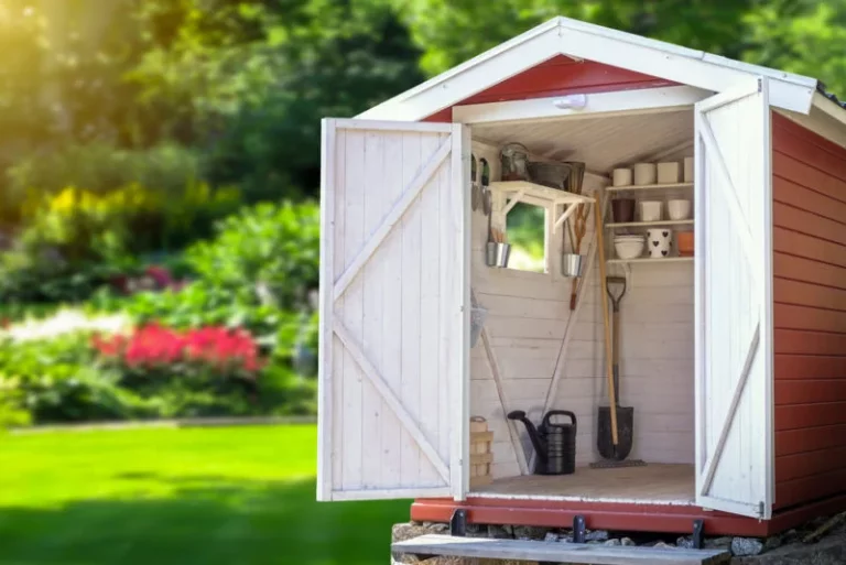 10 Advantages of Having a Storage Space for Your Garden Equipment