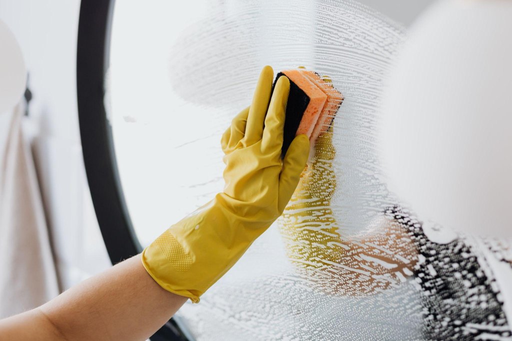 How Professional House Cleaning Services Transform Your Home