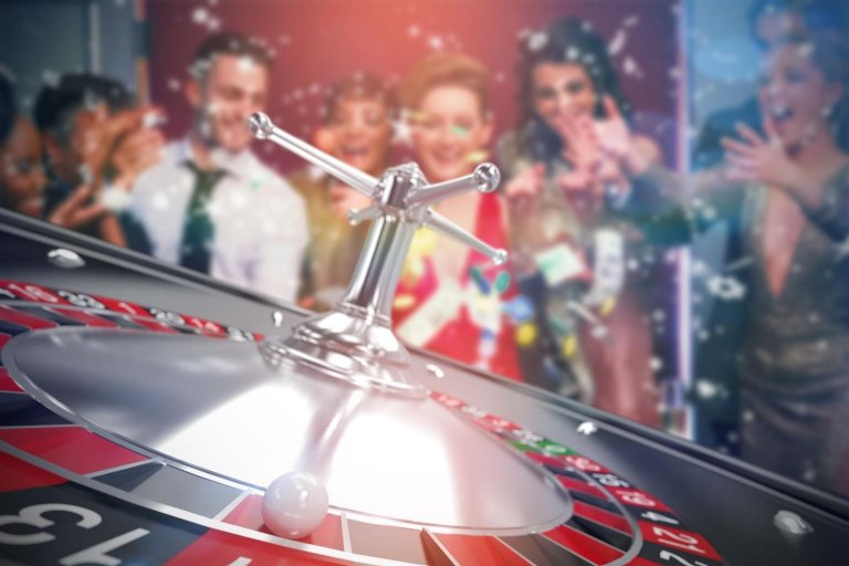 Hosting the Ultimate Casino Night: Tips for a Stylish and Fun Home Casino Party