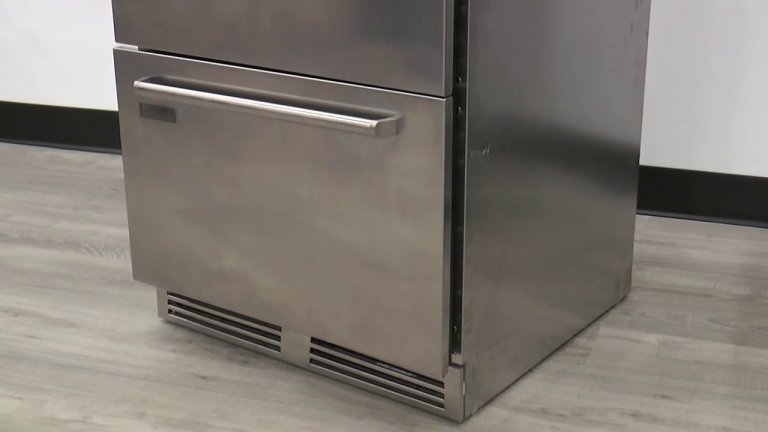 Keep it Cool: Pro Tips for Maintaining and Repairing Commercial Fridges
