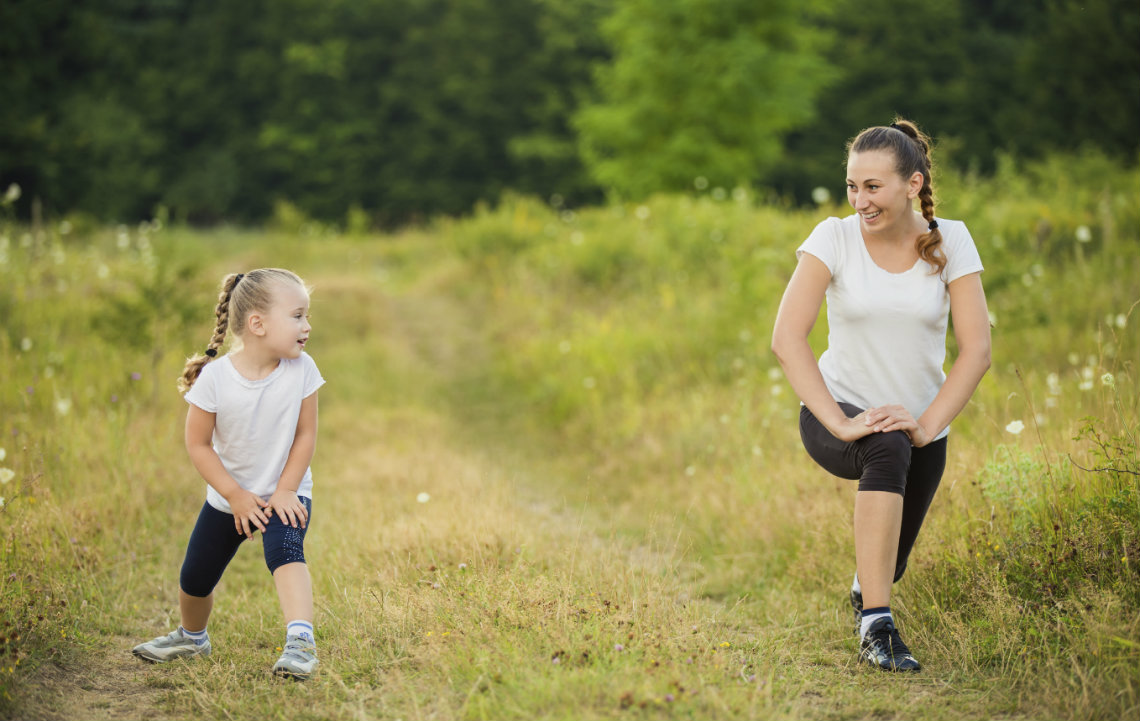 What Are Indoor and Outdoor Games - EatHappyProject