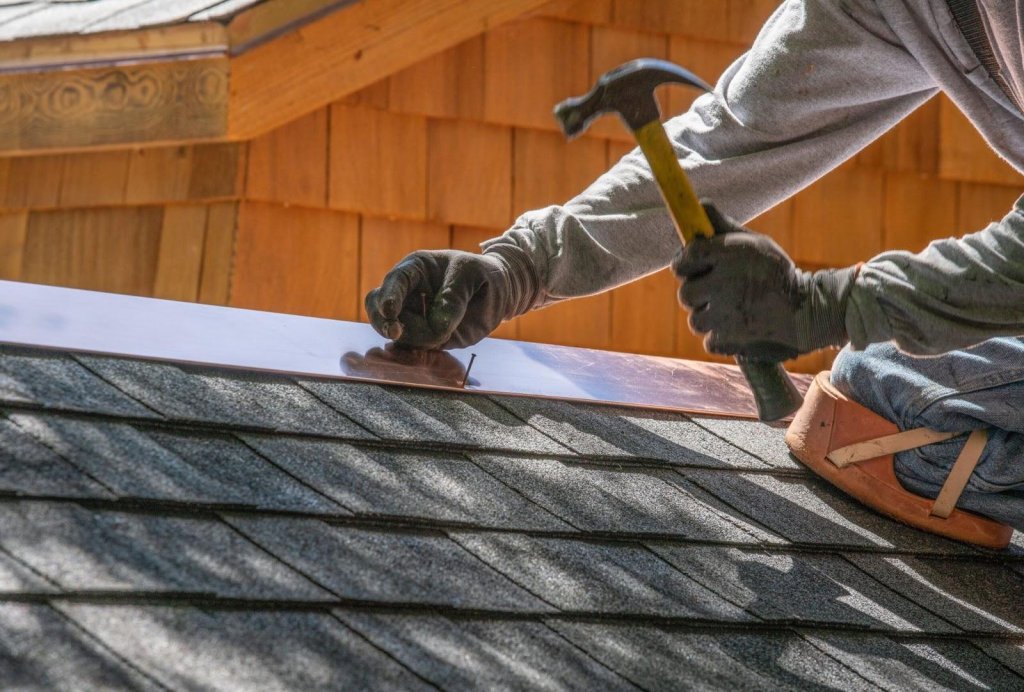 Understanding Landlord Responsibilities for Roof Repairs