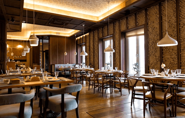 How Restaurant Booths Influence Ambiance and Guest Experience