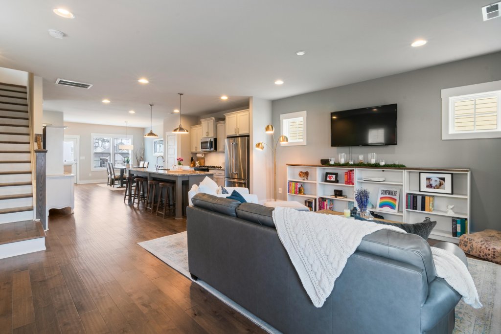 Use Multifunctional Pieces